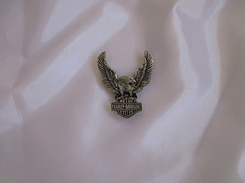 Item is next day delivery. Harley Davidson Back Original 7,5x 5 cm with 2 Screws and Nails Shipping to France and England 4-6 days