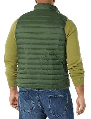 Amazon Essentials Men's Lightweight Water-Resistant Packable Puffer Gilet