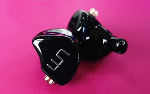 Unique Melody UM Mentor V2 Universal (UM Logo)