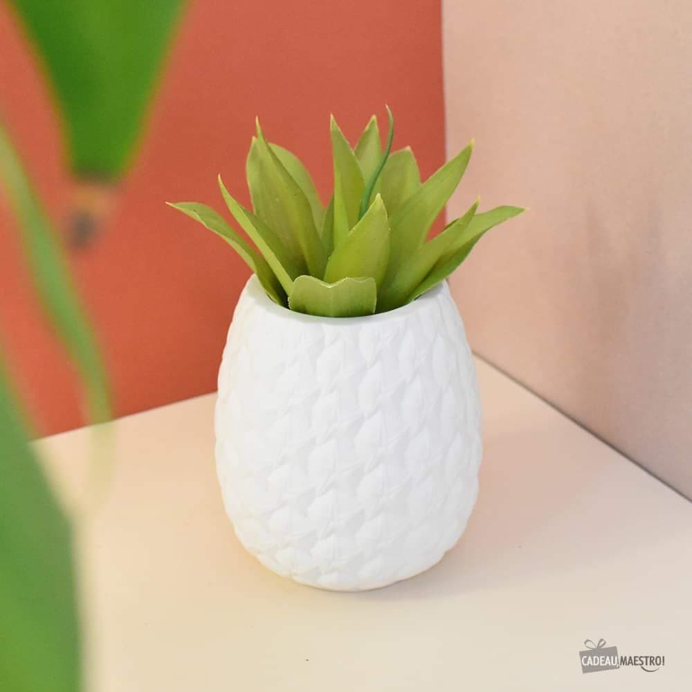 Bitten Pineapple Planter Pineapple Vase, Ceramic, White, 15 x 15 x 42 cm