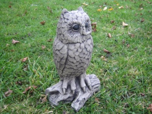 Owl (Q) stone garden ornament