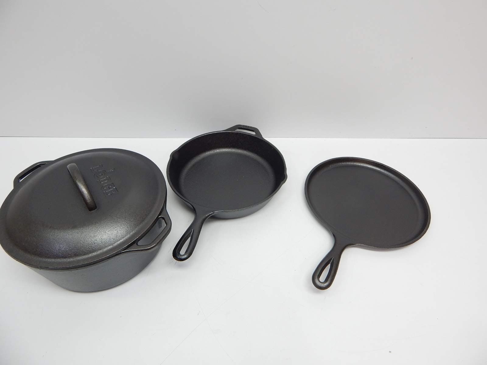 Cast Iron Set - Pre-Seasoned Kitchen Set - Skillet, Griddle & Dutch Oven Included - PFAS-Free Non-Toxic Cookware - 4-Piece Set