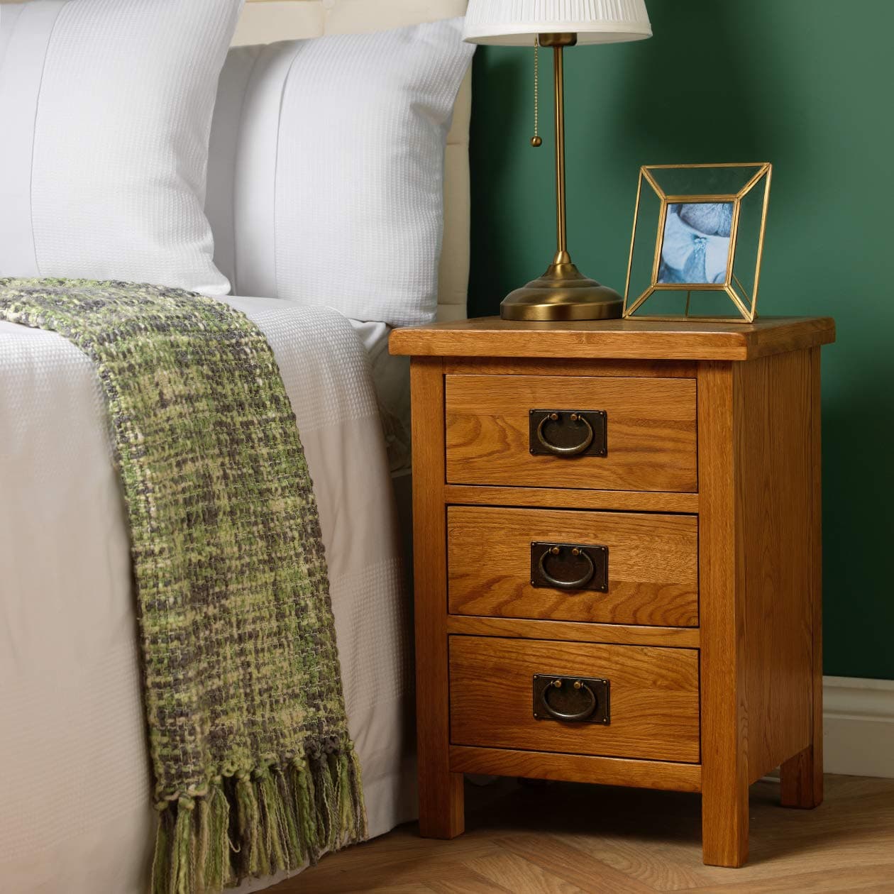 Baysdale 3 Drawer Rustic Oak Bedside Table/Cabinet
