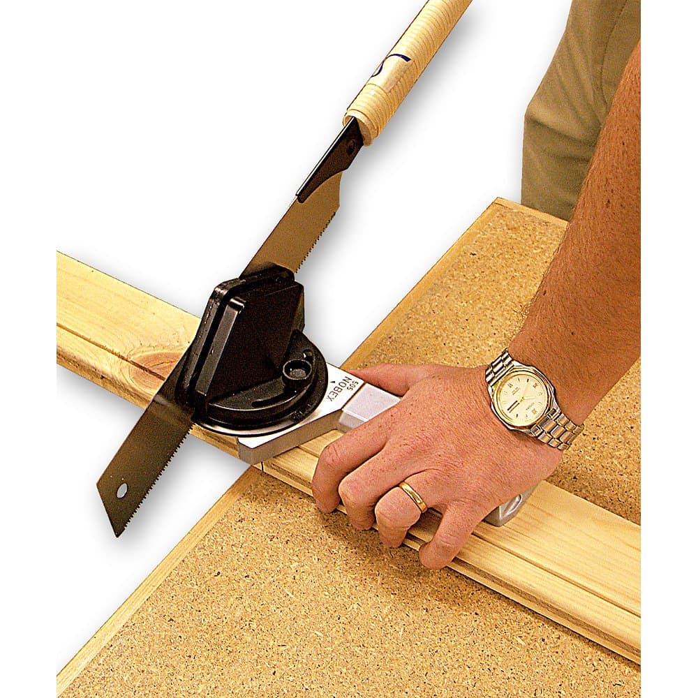 505 Magnetic Saw Guide