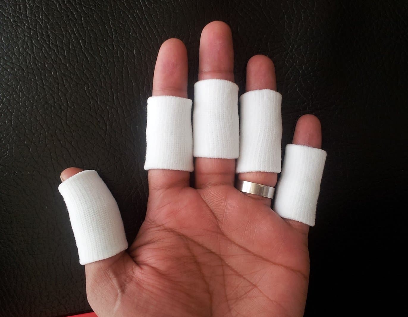 5PCS White Sports Elastic Finger Sleeve Support Protector