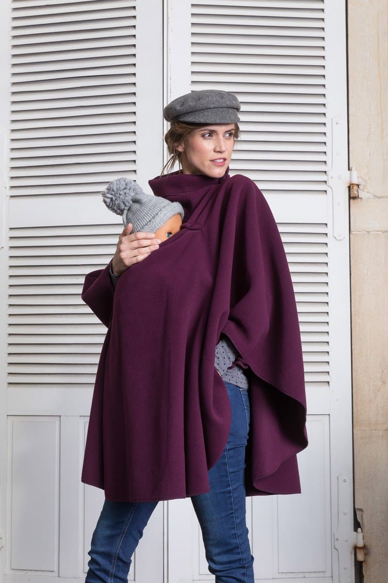 BABYWEARING PONCHO PLUM