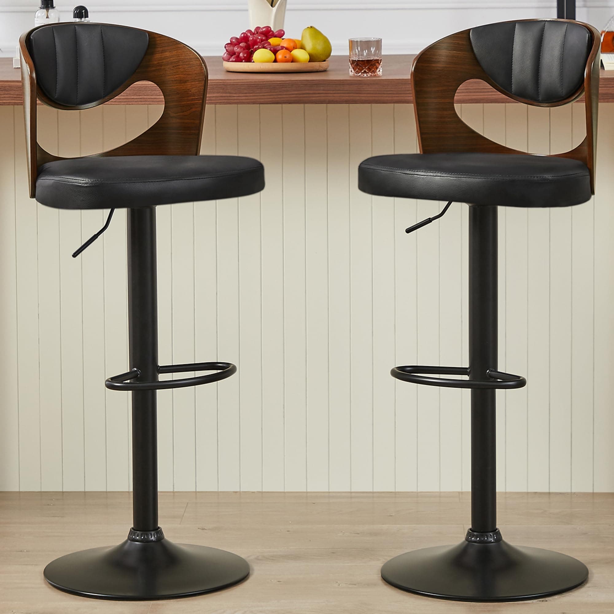 VECELO Bar Stools Set of 2,Adjustable Counter Height Stools with Bentwood Back,Armrest&Footrest,Swivel PU Leather Bar Chairs for Kitchen Island,Coffee Shop and Salon,Black,Curveback Classic