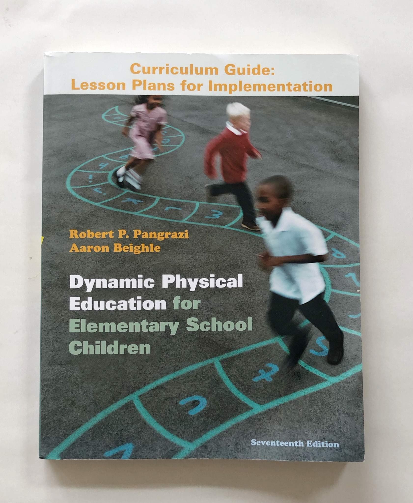 Dynamic Physical Education Curriculum Guide: Lesson Plans for Implementation 17th Edition