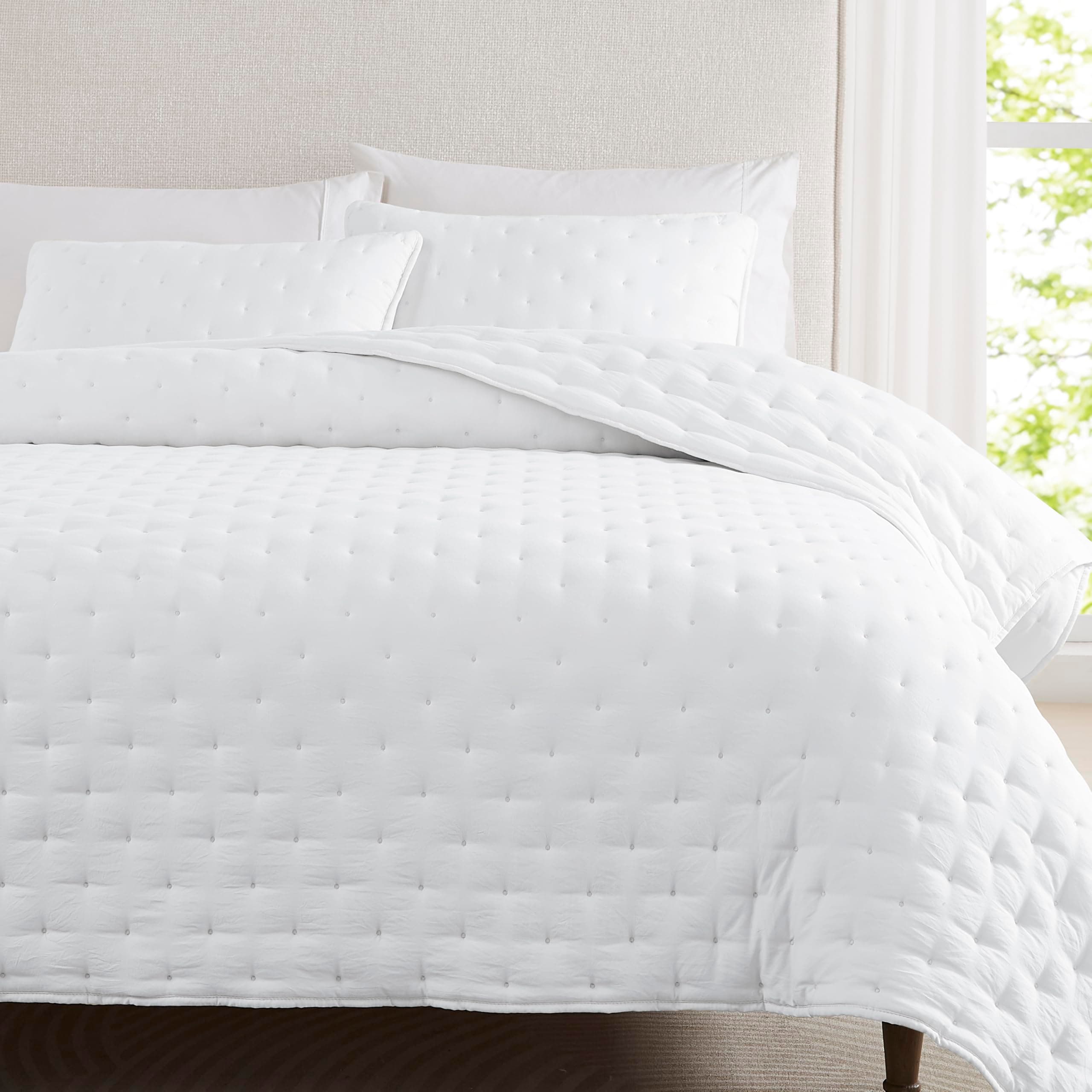 White Cloud Quilt King Size Bedding Set with Pillow Sham, Puffy Cozy Lightweight Bedspread Coverlet, Soft Cute Bed Cover for All Season - 3 Pieces, 104x90 inches