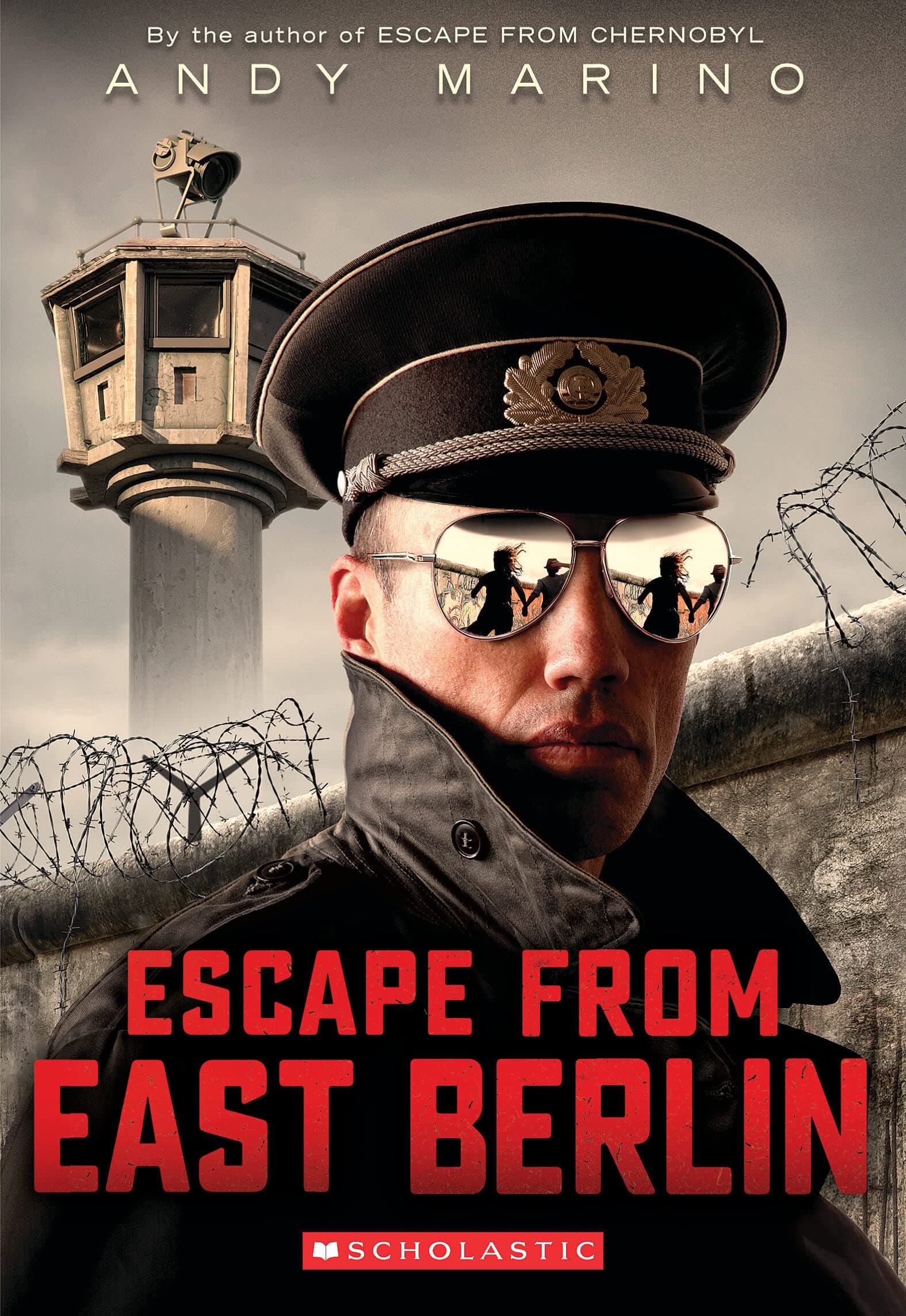 Escape from East Berlin (Escape From #2) (2)