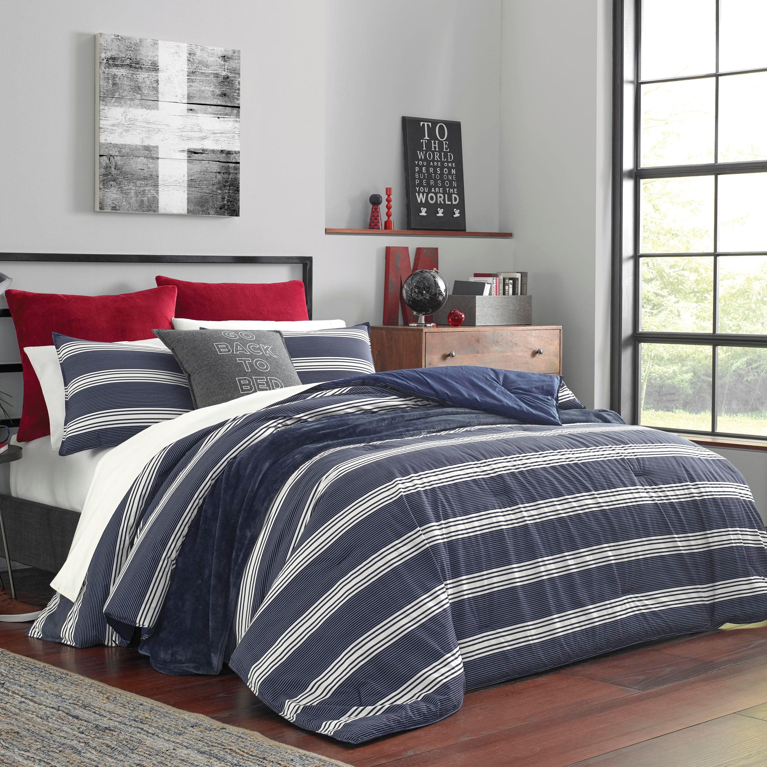 Queen Comforter Set, Soft & Reversible Cotton Bed Set for Year Round Comfort, 3 Piece Striped Bedding with Matching Pillowcases (Craver Navy)