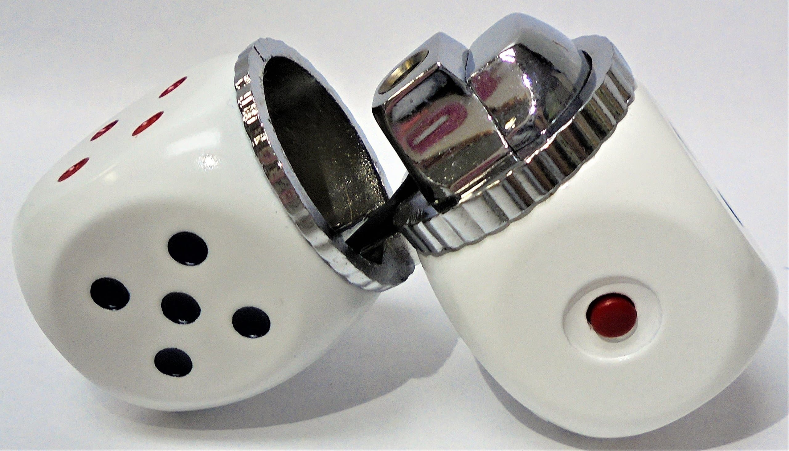 5 Eclipse One Way Mirror Magic Dice Novelty Lighters,Child Resistant, Refillable Butane Lighter 1654-5