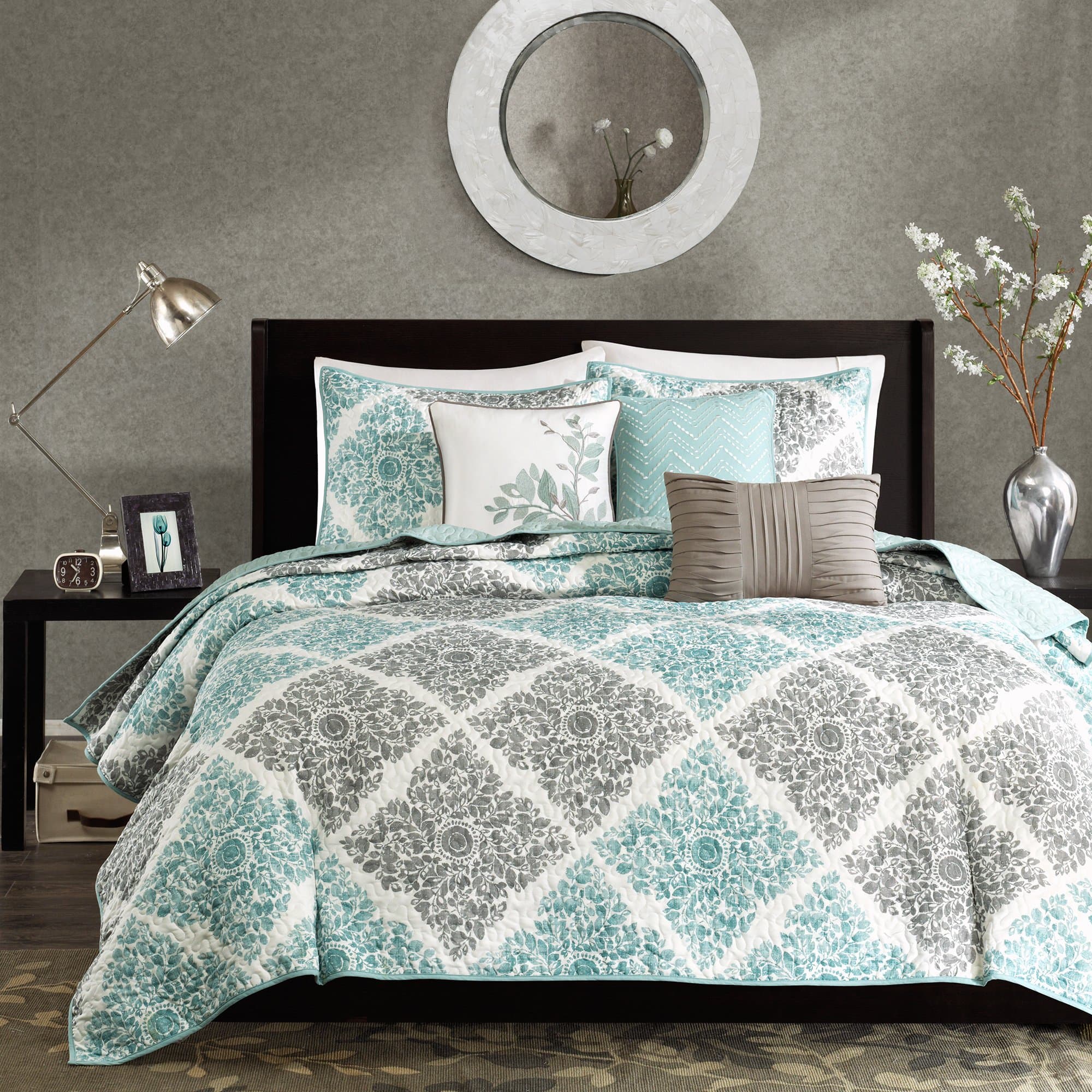 Claire Coverlet