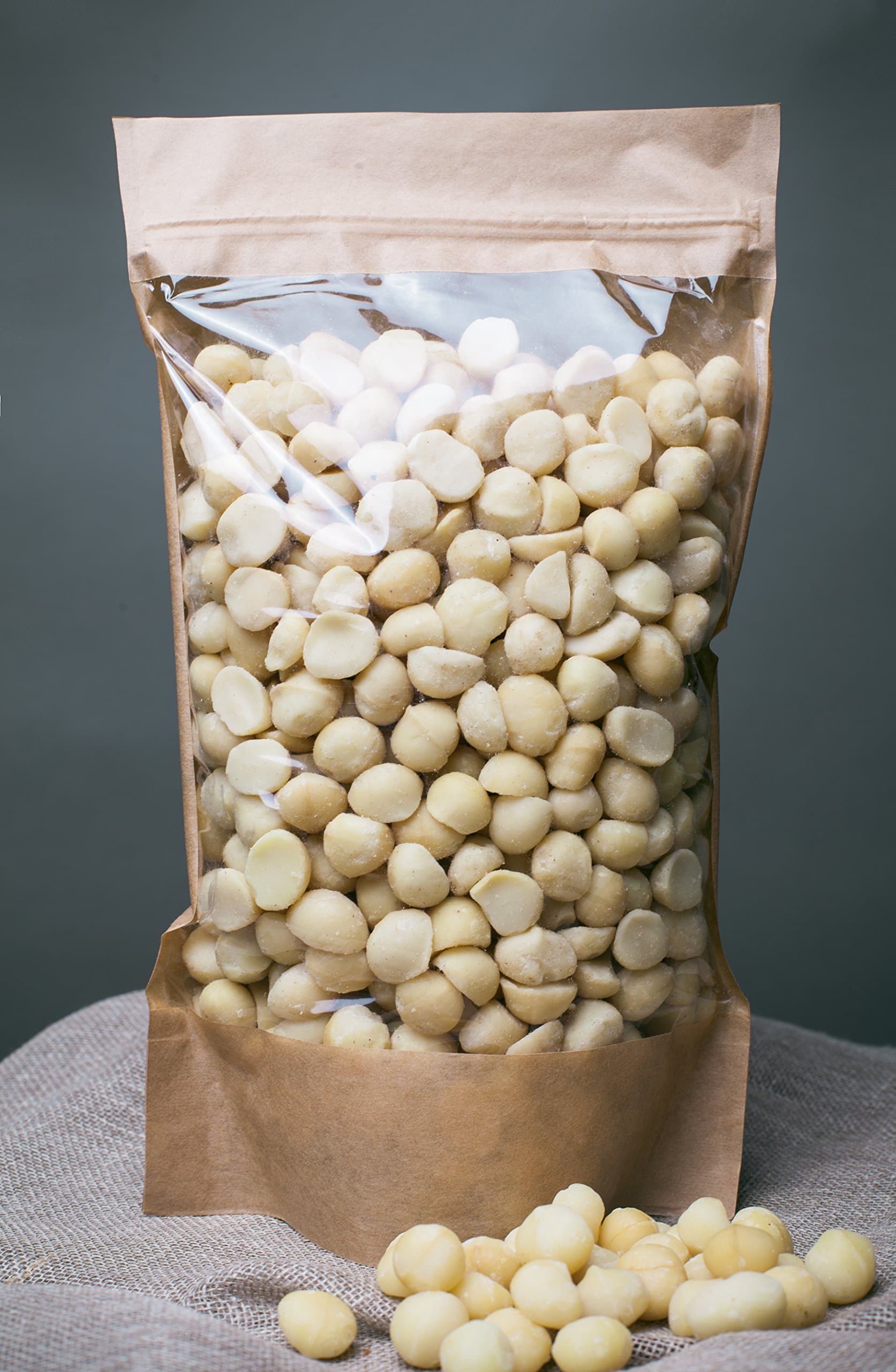Raw Macadamia Nuts, GMO Free, Directly from Kenya (700g)