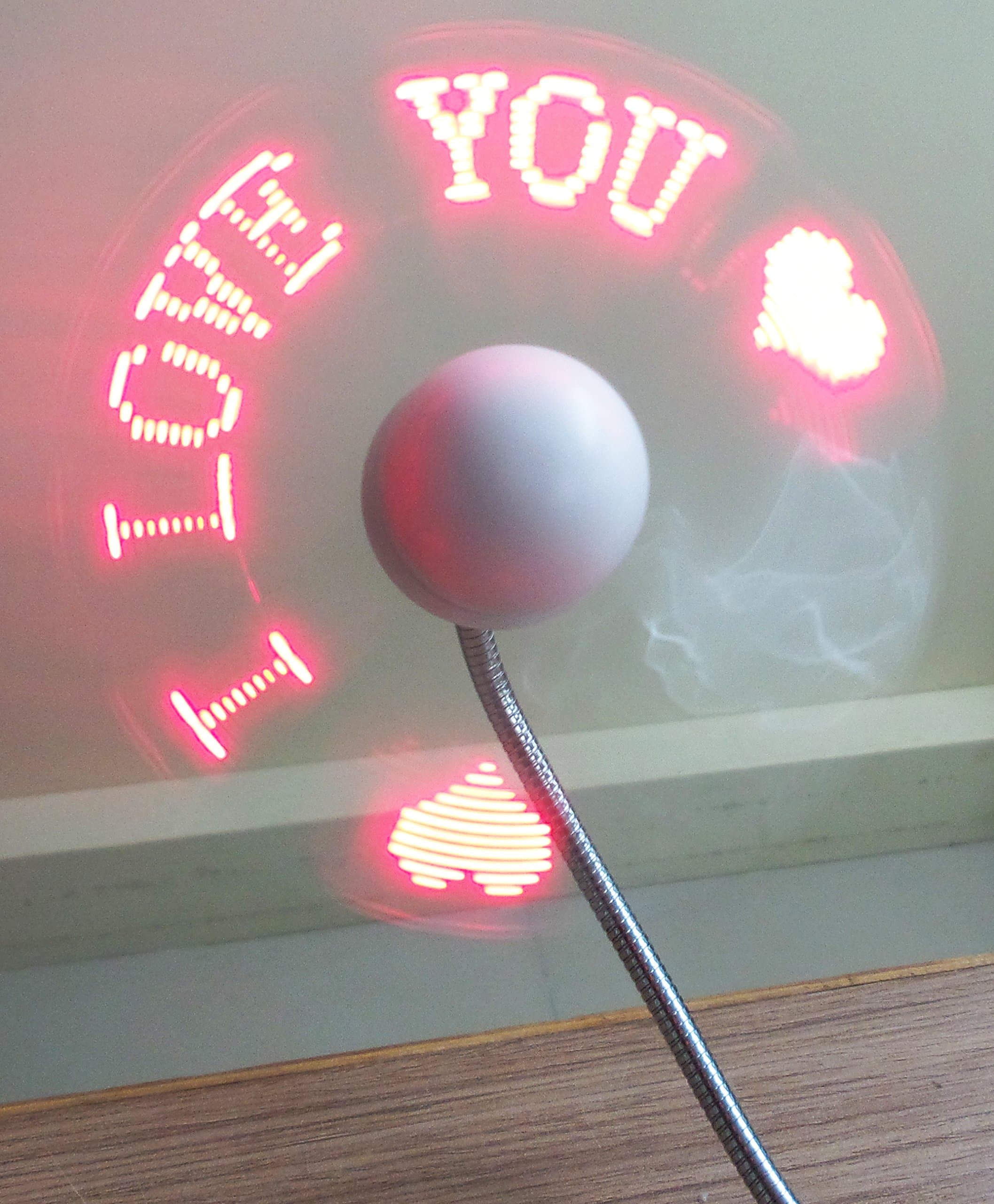 Telicart Led Programmable Message Fan W/Custom Drawing - USB Powered (Red Led)